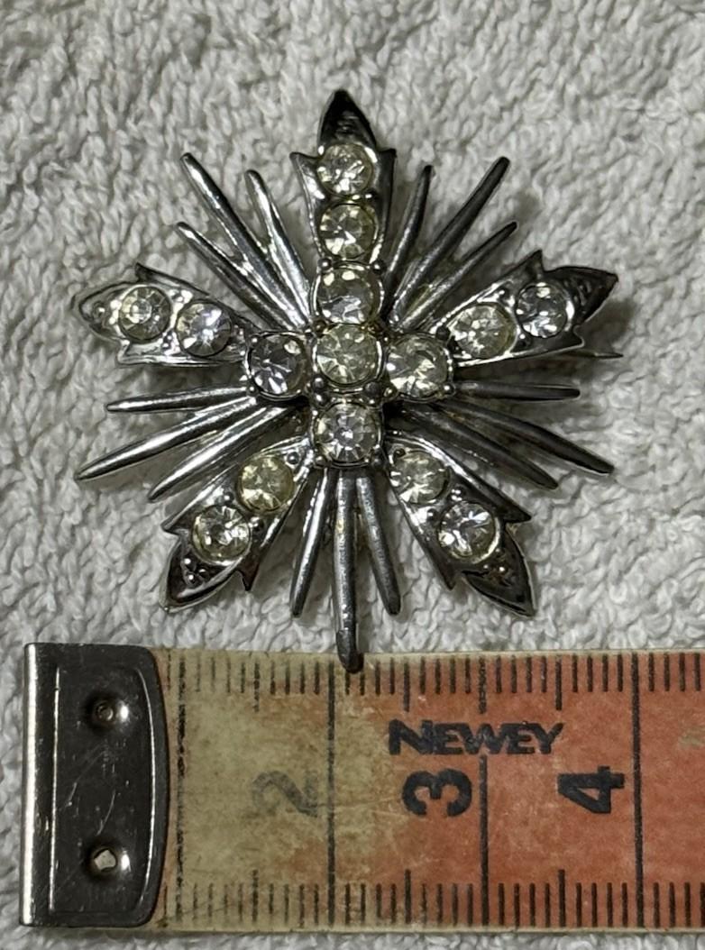 Silver Tone Clear Rhinestone Starburst Brooch Cross Floral Pin
