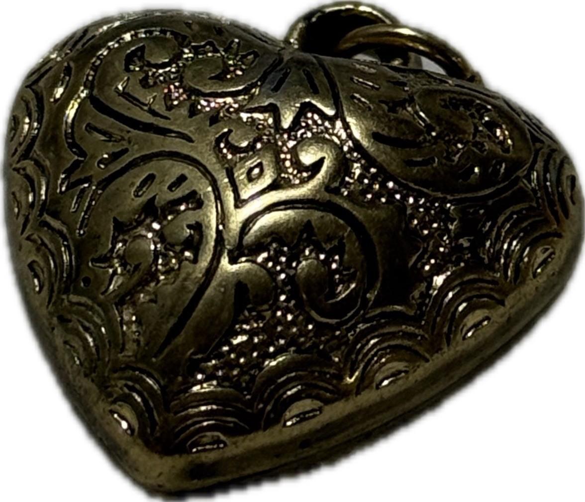 Gold Heart Pendant Costume Jewellery Elegant Accessory
