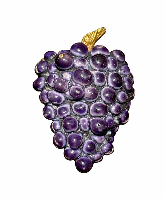 Gold Tone Purple Grape Cluster Brooch Cabochon Fruit Novelty Pin